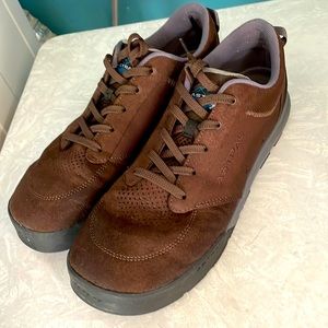 Astral Rover Men’s 11.5 Size